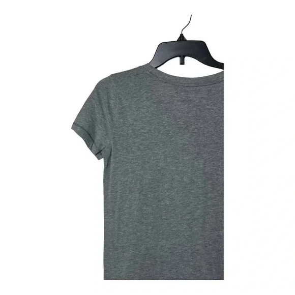 1556. HOLLISTER Y2K SHORT SLEEVE TOP GRAY IN COLOR‎ WITH PINK/WHITE LETTERING LG - Picture 8 of 9